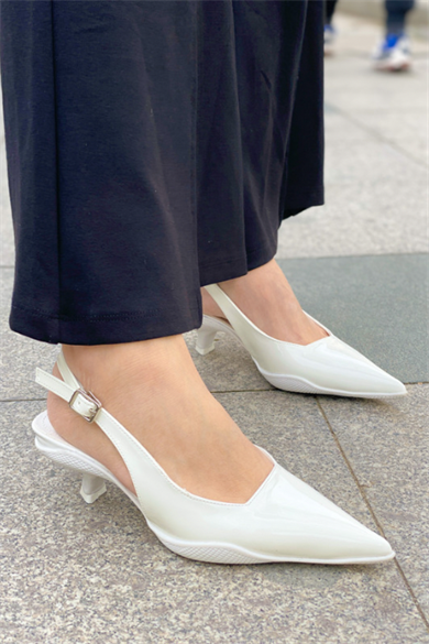 Diana Beyaz Rugan Deri Kadın Ayakkabı